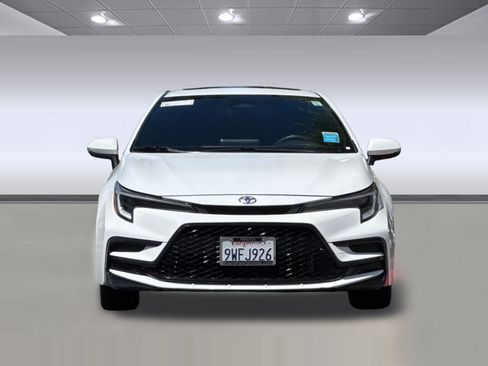Used 2024 Toyota Corolla SE w/ SE Premium Package FWD image 5