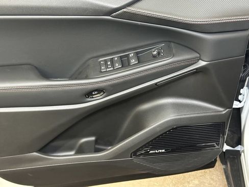 New 2026 Jeep Cherokee Limited AWD/4WD image 18