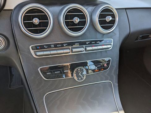 Used 2021 Mercedes-Benz C 300 Sedan image 27
