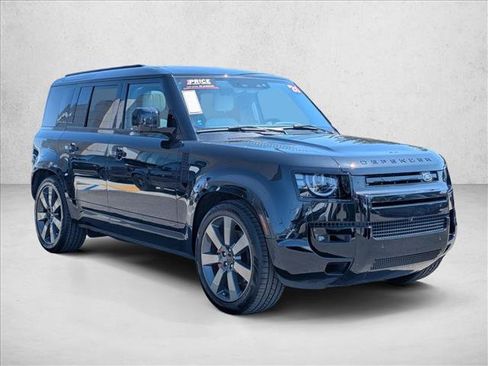 Used 2026 Land Rover Defender 110 X AWD/4WD image 3