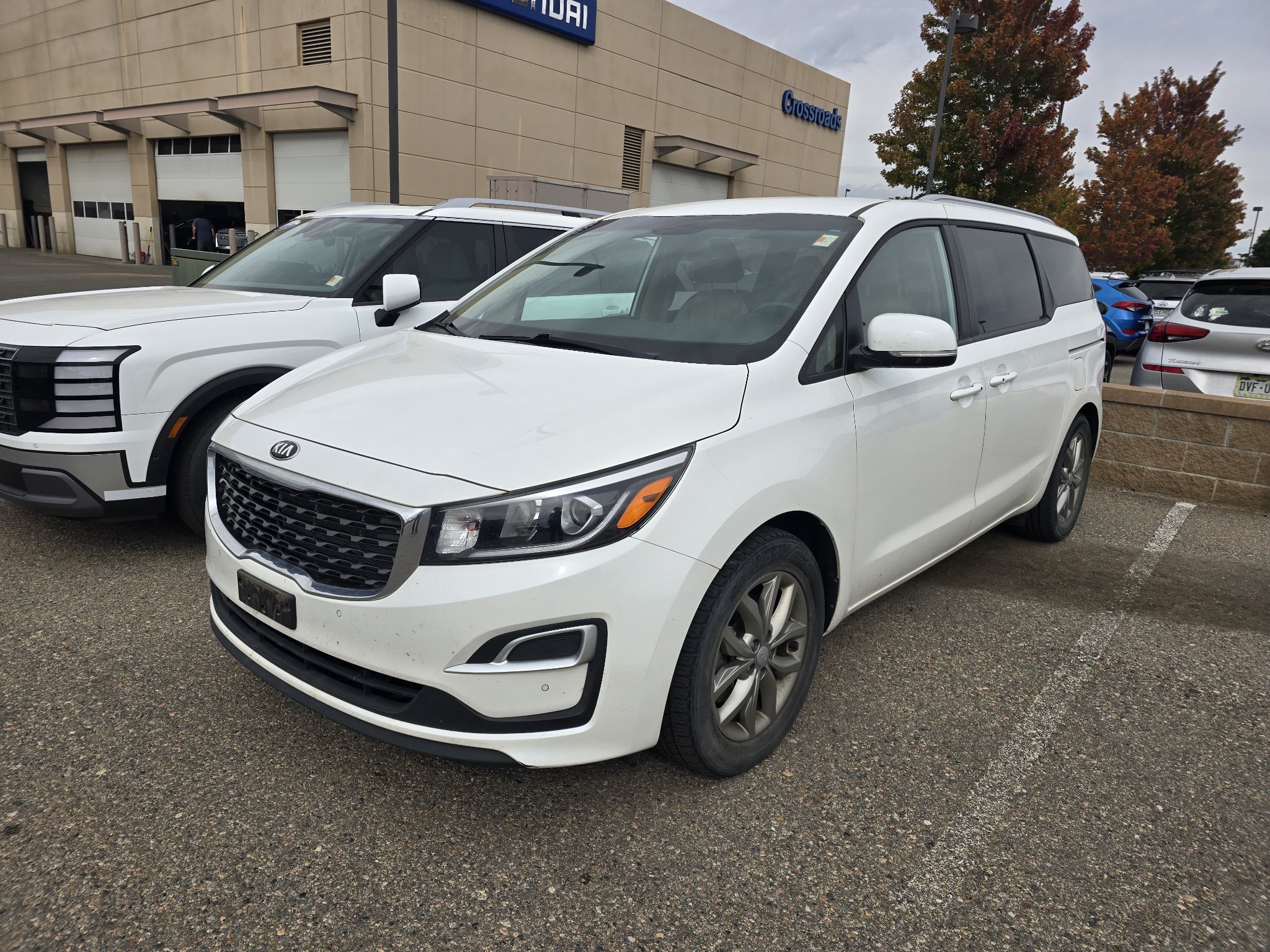 Used 2020 Kia Sedona EX FWD image 12