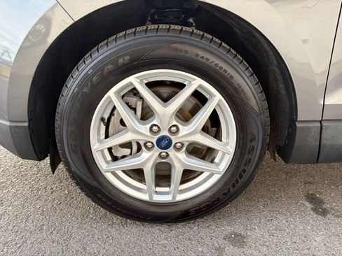 Used 2022 Ford Edge SEL image 6