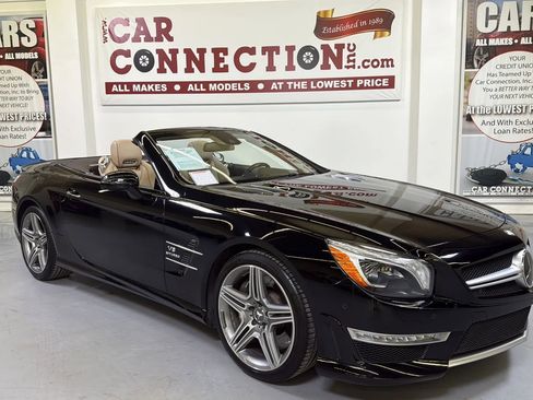 Used 2013 Mercedes-Benz SL 63 AMG image 2