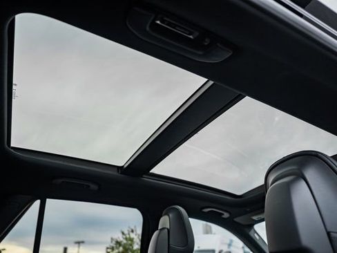 New 2026 Mercedes-Benz GLC 300 4MATIC image 32