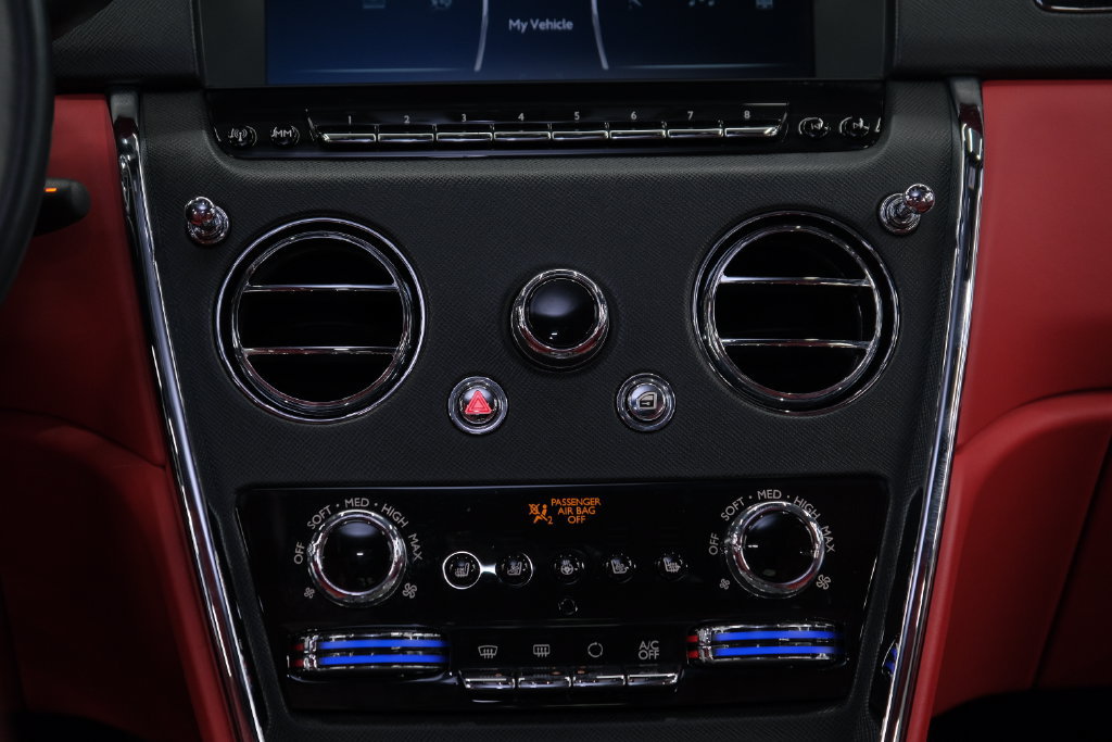 Used 2022 Rolls-Royce Cullinan AWD/4WD image 53