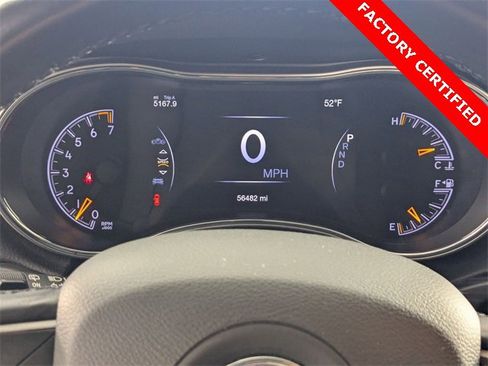 Certified 2021 Jeep Grand Cherokee Laredo image 18