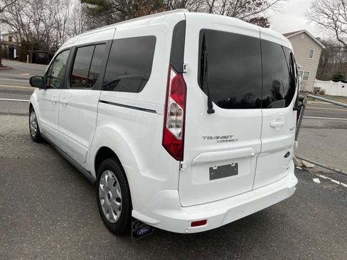 Used 2017 Ford Transit Connect XLT image 6