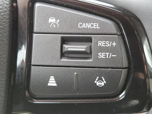 Certified 2025 Honda Odyssey Touring image 10
