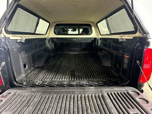 Used 2017 Chevrolet Colorado LT w/ Luxury Package, Chrome image 26