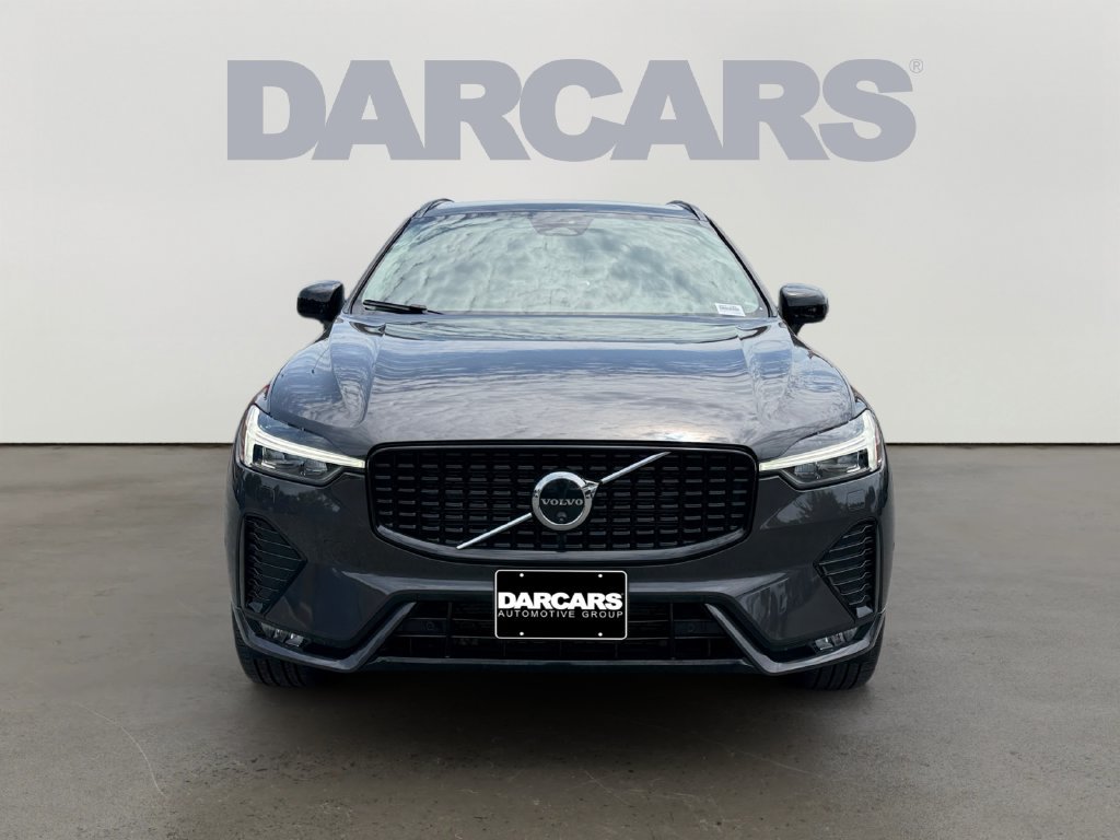 Certified 2024 Volvo XC60 B5 Plus w/ Protection Package Premier AWD/4WD image 2