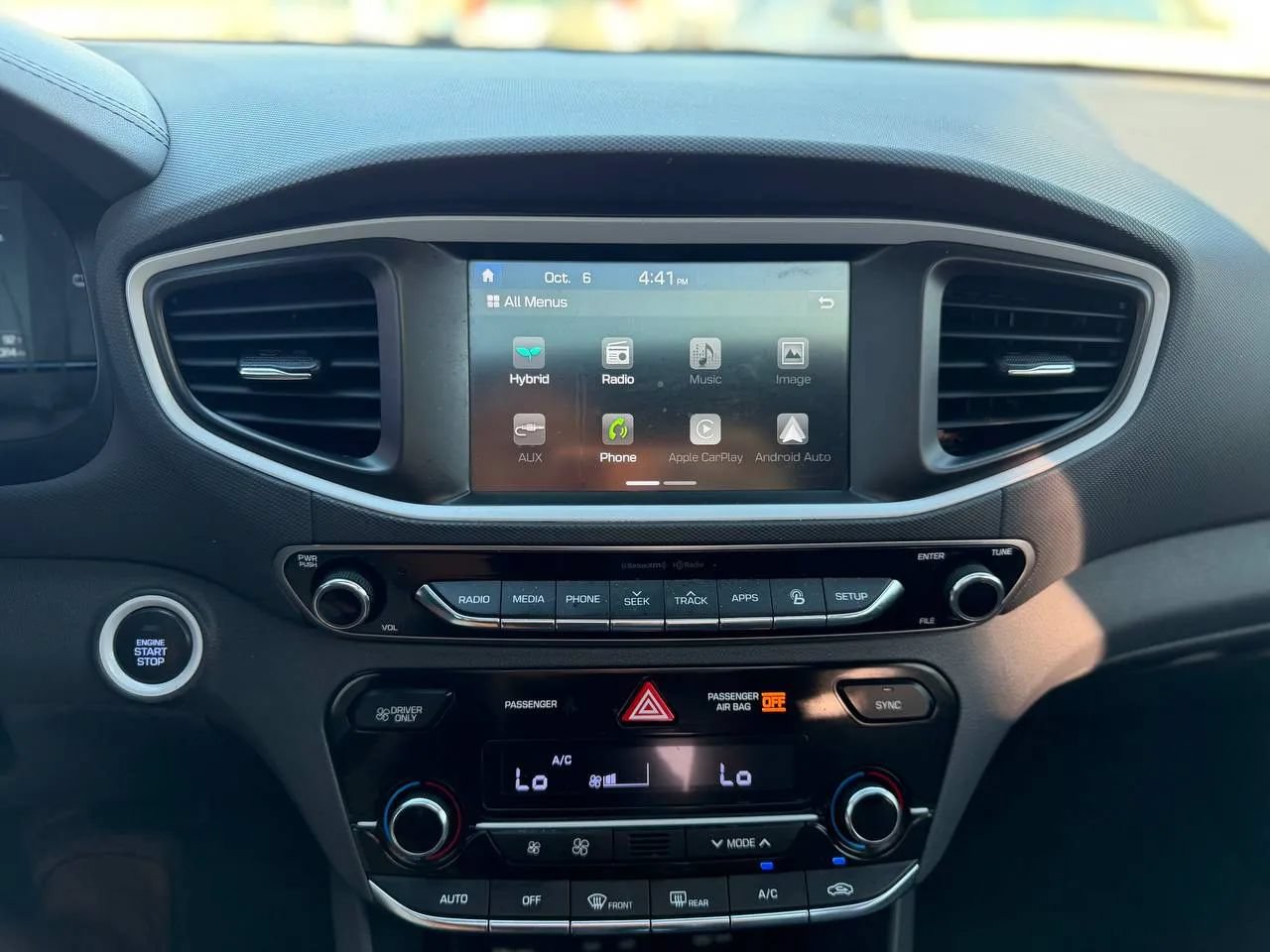 Used 2018 Hyundai Ioniq Limited FWD image 42
