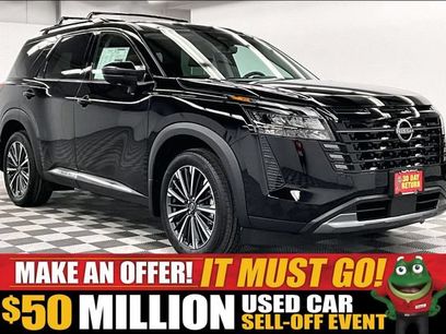 New 2026 Nissan Pathfinder Platinum w/ Lighting Package