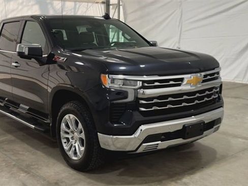 Used 2024 Chevrolet Silverado 1500 LTZ image 2