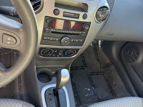 Used 2006 Saturn ION Level 2 w/ Preferred Pkg image 11