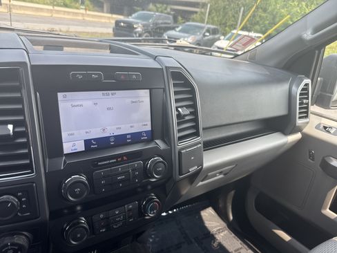 Used 2020 Ford F150 XLT w/ Equipment Group 302A Luxury AWD/4WD image 23