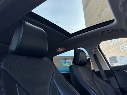 Used 2022 Lincoln Nautilus Reserve w/ Equipment Group 202A image 16