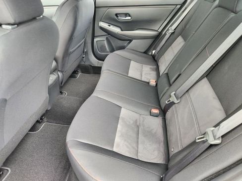 New 2025 Nissan Sentra SR w/ Midnight Edition image 23