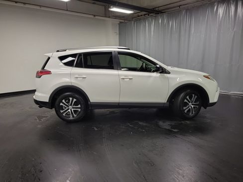 Used 2018 Toyota RAV4 LE w/ All Weather Liner Package AWD/4WD image 9
