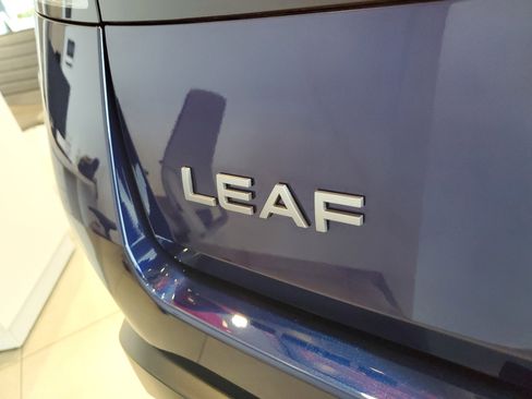 New 2026 Nissan Leaf Platinum+ image 6