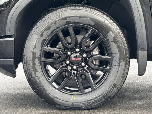 New 2026 GMC Sierra 1500 Elevation image 26
