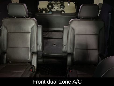 Used 2021 Chevrolet Tahoe High Country w/ Premium Package AWD/4WD image 15