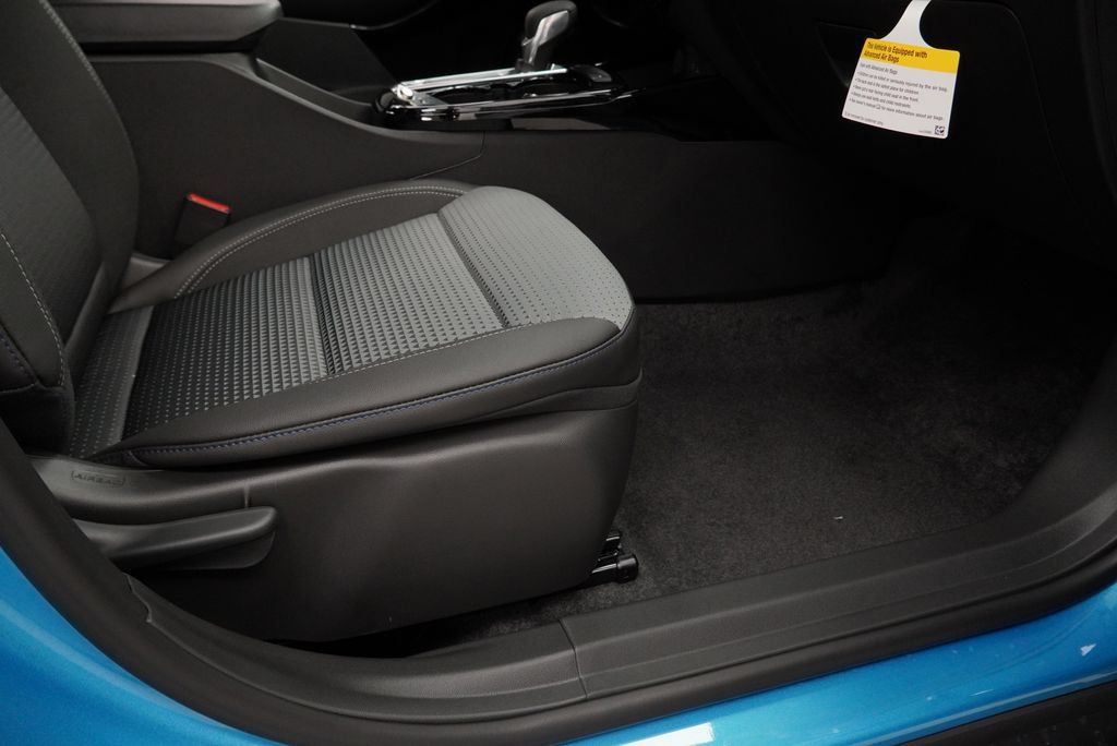 New 2026 Chevrolet Trax LT FWD image 30
