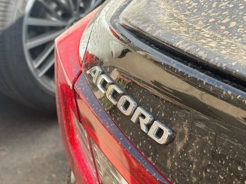 Used 2021 Honda Accord Sport image 14