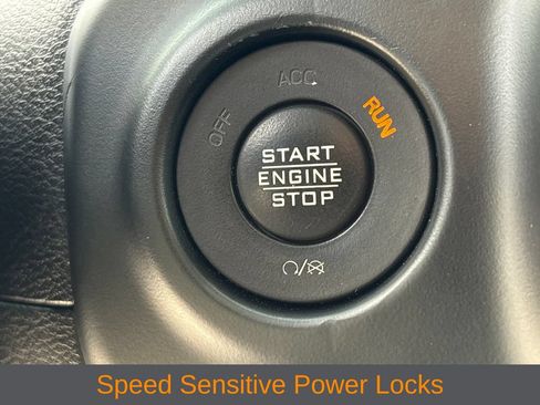 Used 2022 Jeep Wrangler Unlimited Sport AWD/4WD image 13