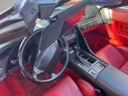 Used 1991 Chevrolet Corvette Convertible image 18