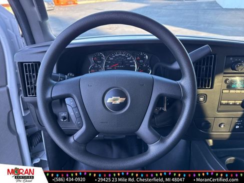 Used 2018 Chevrolet Express 2500 w/ Driver Convenience Package image 14