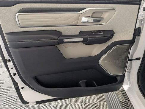 Certified 2022 RAM 1500 Limited image 30