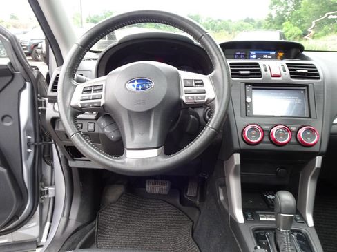 Used 2015 Subaru Forester 2.0XT Touring AWD/4WD image 20