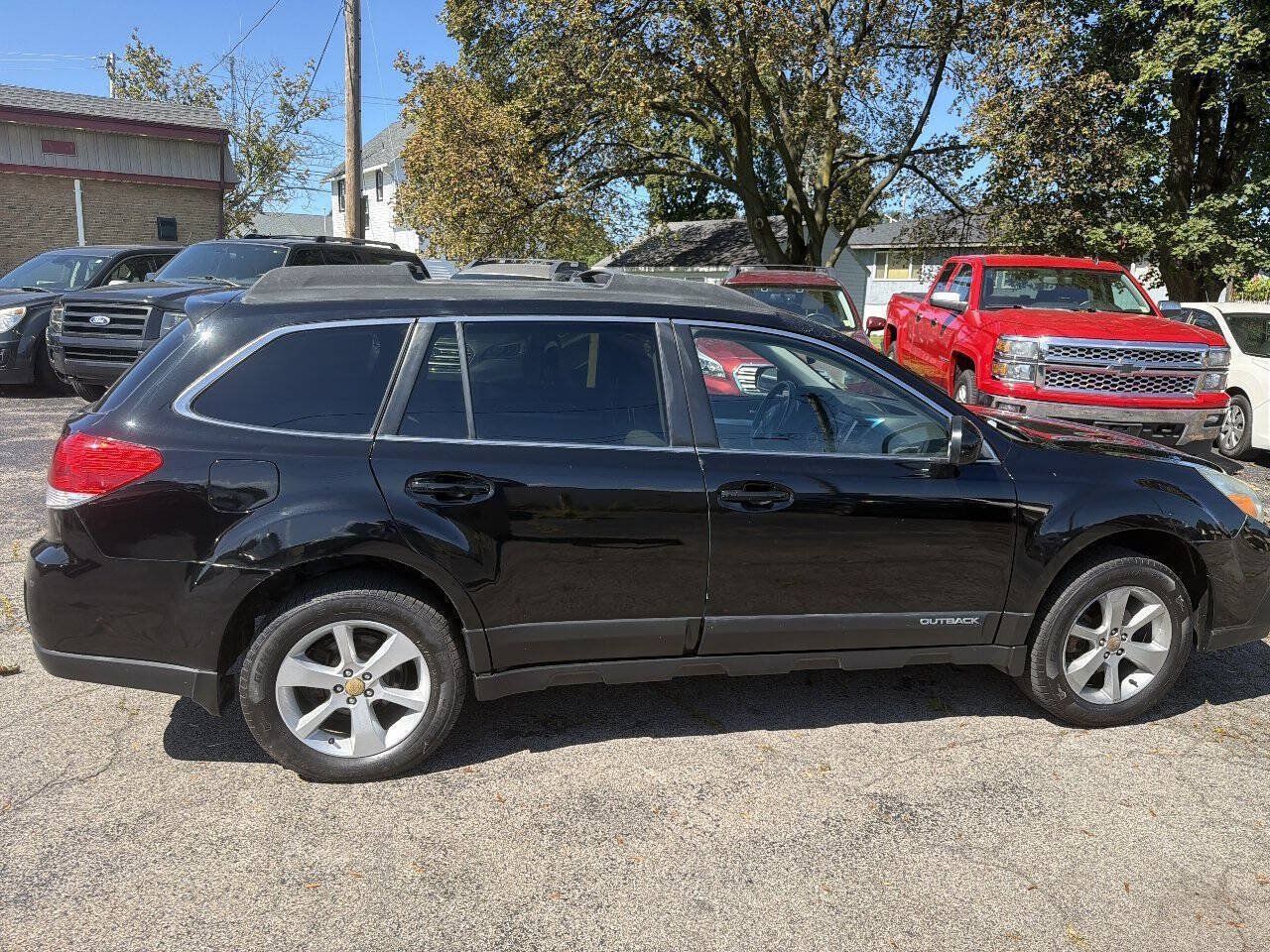 Used 2014 Subaru Outback 2.5i Premium AWD/4WD image 14