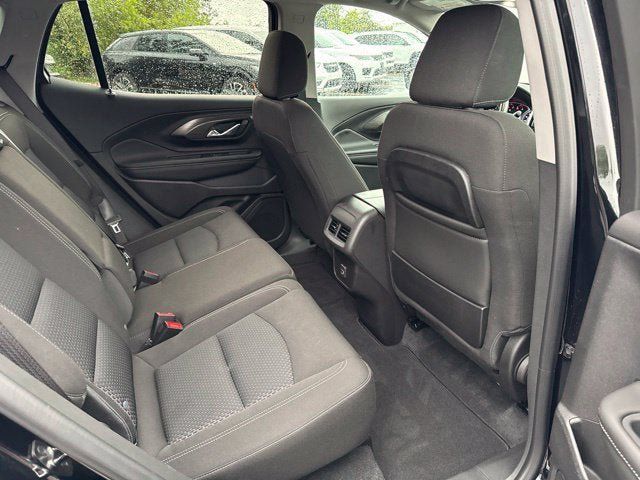 Used 2024 GMC Terrain SLE w/ Driver Convenience Package FWD image 22