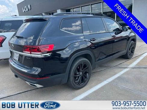 Used 2023 Volkswagen Atlas SE w/ Black Wheel Package AWD/4WD image 6