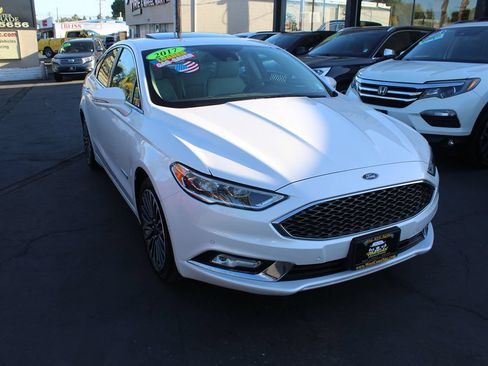 Used 2017 Ford Fusion Platinum FWD image 8
