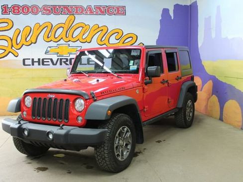 Used 2017 Jeep Wrangler Unlimited Rubicon w/ Cold Weather Group AWD/4WD image 7