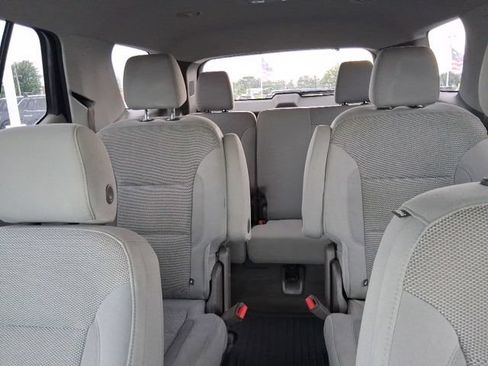 Used 2019 Chevrolet Traverse LT w/ LPO, Cargo Package AWD/4WD image 12