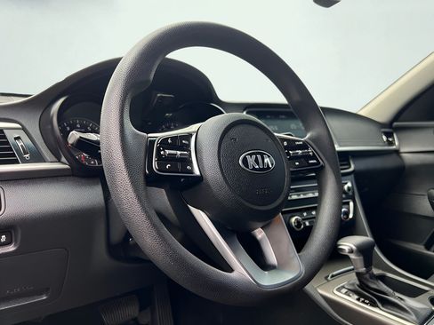 Used 2020 Kia Optima LX FWD image 36