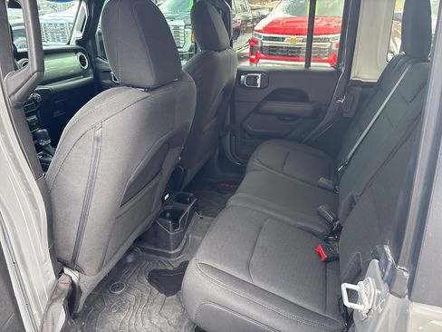 Used 2020 Jeep Wrangler Unlimited Sahara w/ Dual Top Group image 11