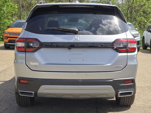 Used 2025 Honda Pilot Touring image 22