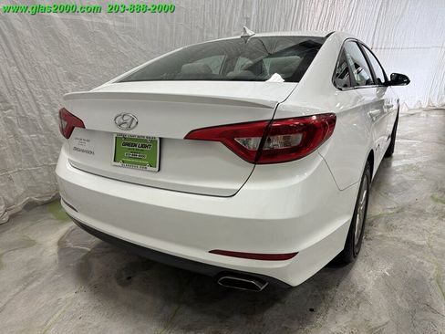 Used 2017 Hyundai Sonata SE FWD image 8