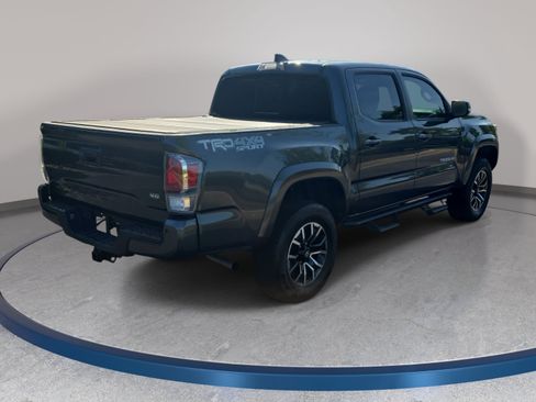 Used 2023 Toyota Tacoma TRD Sport w/ Technology Package AWD/4WD image 5
