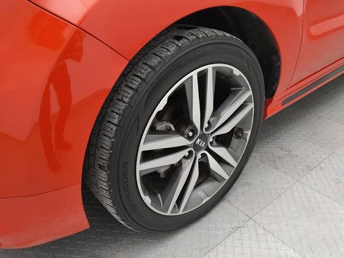 Used 2019 Kia Soul + FWD image 30