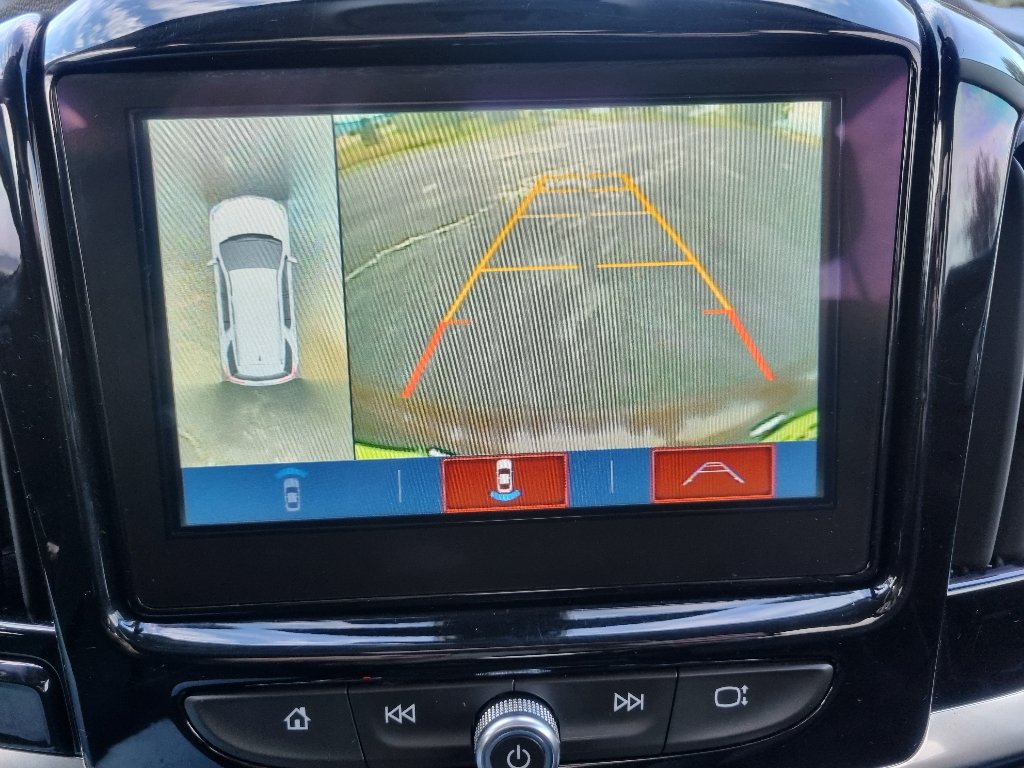 Used 2018 Chevrolet Traverse LT AWD/4WD image 19