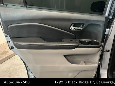 Used 2020 Honda Pilot LX image 18