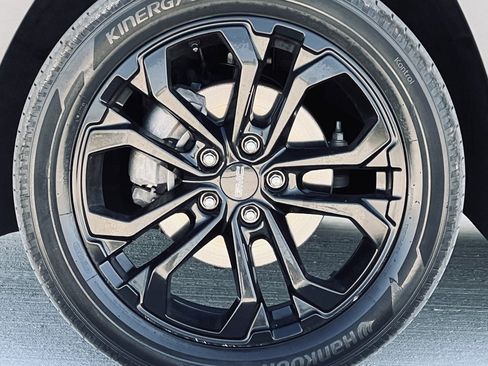 Used 2021 GMC Terrain SLT w/ Infotainment Package II image 12