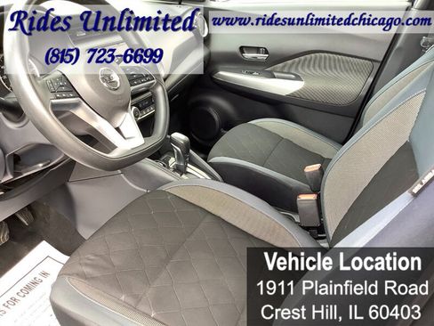 Used 2019 Nissan Kicks SV FWD image 16