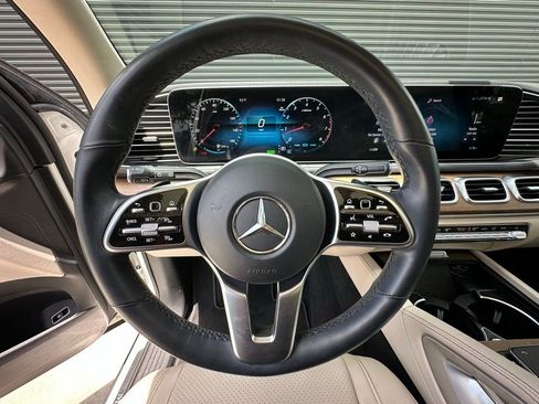 Used 2023 Mercedes-Benz GLE 450 4MATIC image 16