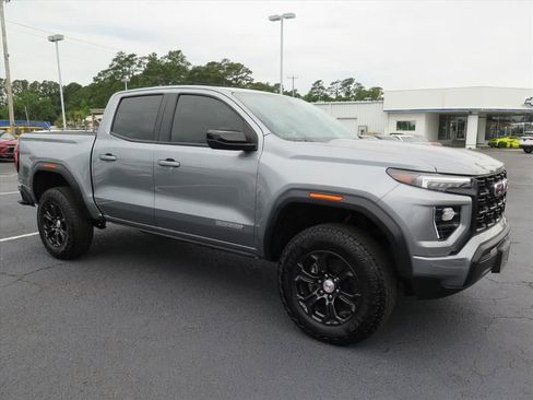 Used 2024 GMC Canyon Elevation w/ Trailering Package RWD image 1